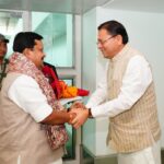 भाजपा के राष्ट्रीय नेतृत्व के उत्तराखंड आगमन पर मुख्यमंत्री धामी ने किया स्वागत